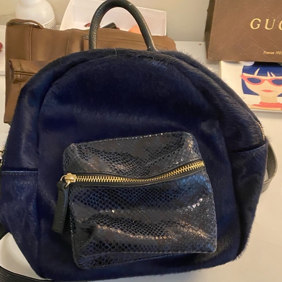 Mini fur backpack - Picture 1 of 4